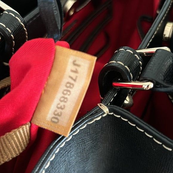 Dooney & Bourke Saffiano Brenna Excellent Condition - Picture 12 of 14